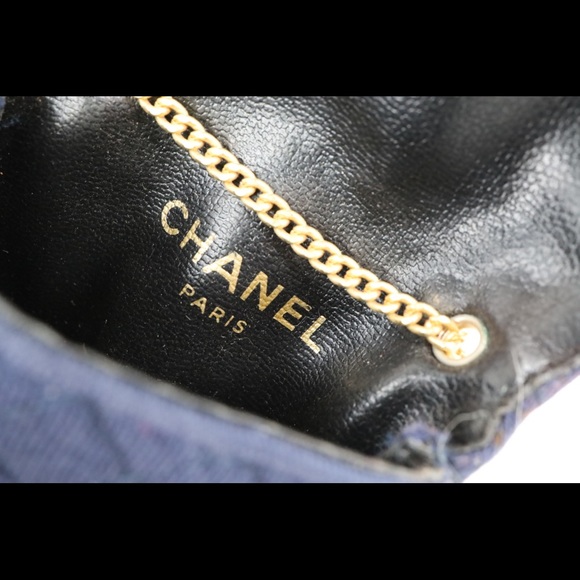 Vintage Chanel Knit Quilted Jersey Pouch Necklace Dark Blue Gold Hardware - Picture 2 of 8